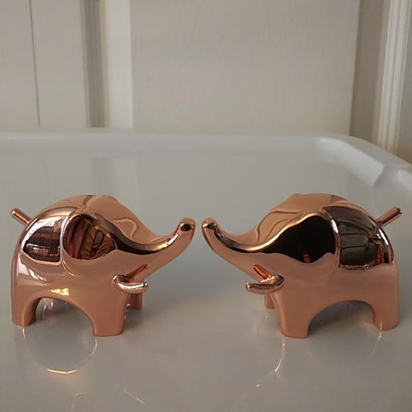 Other - Set of 2 elephant ringholders